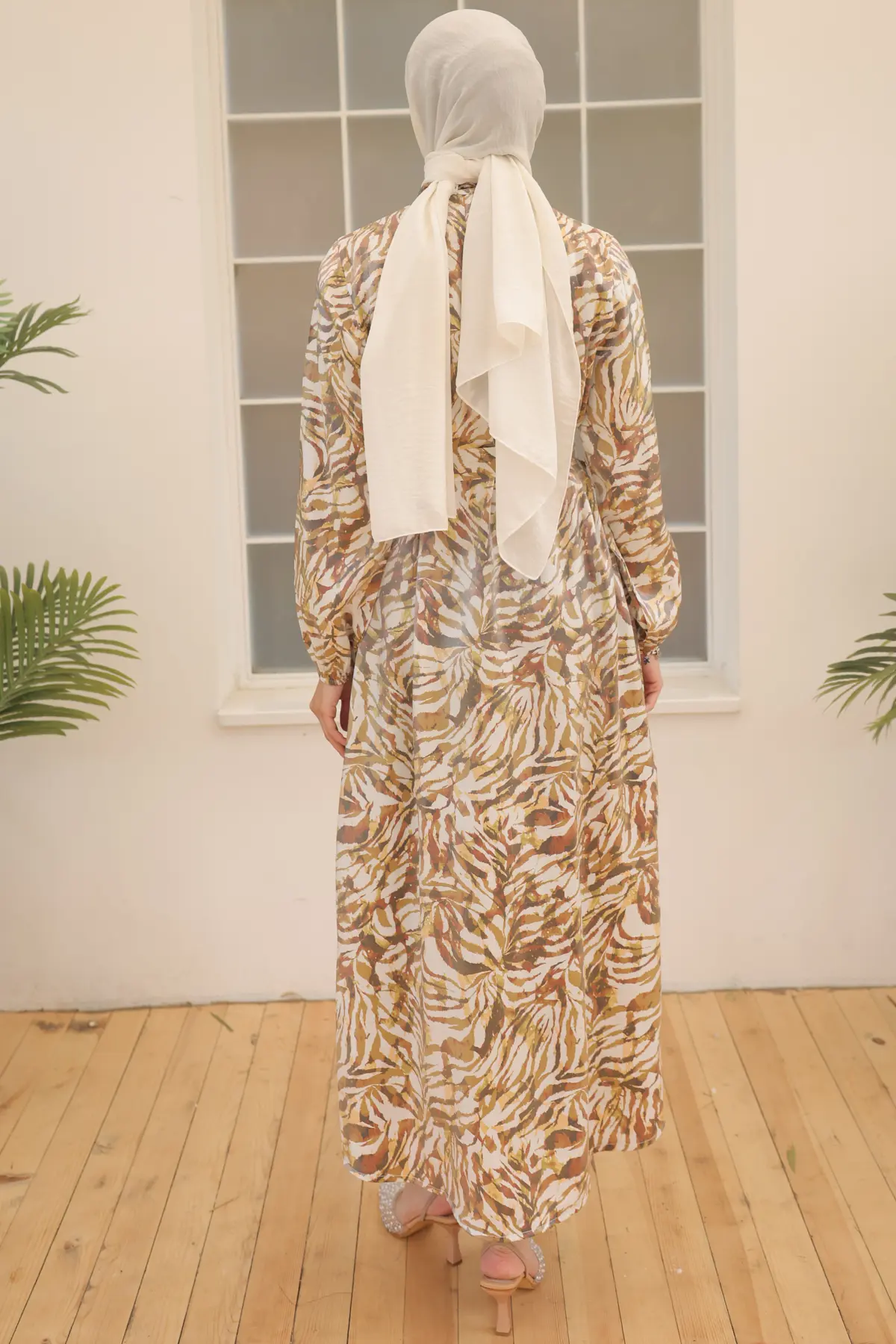 3990 Saten Tesettür Elbise Hardal-detail