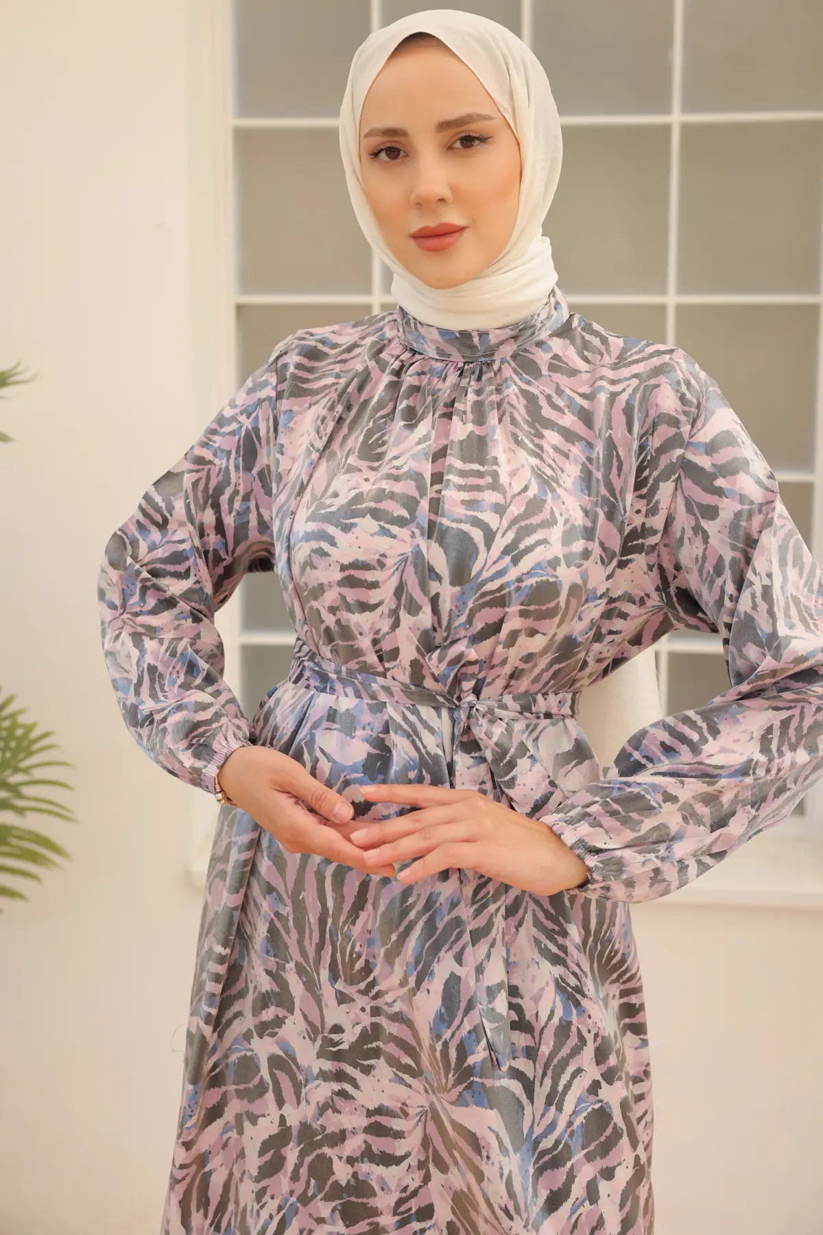 3990 Saten Tesettür Elbise Lila-detail