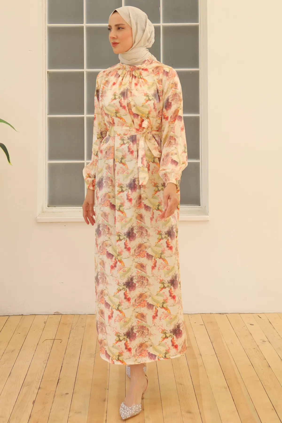 3993 Desenli Elbise Bej-detail