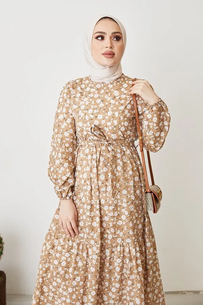 Beige Daisy Pattern Dress-detail
