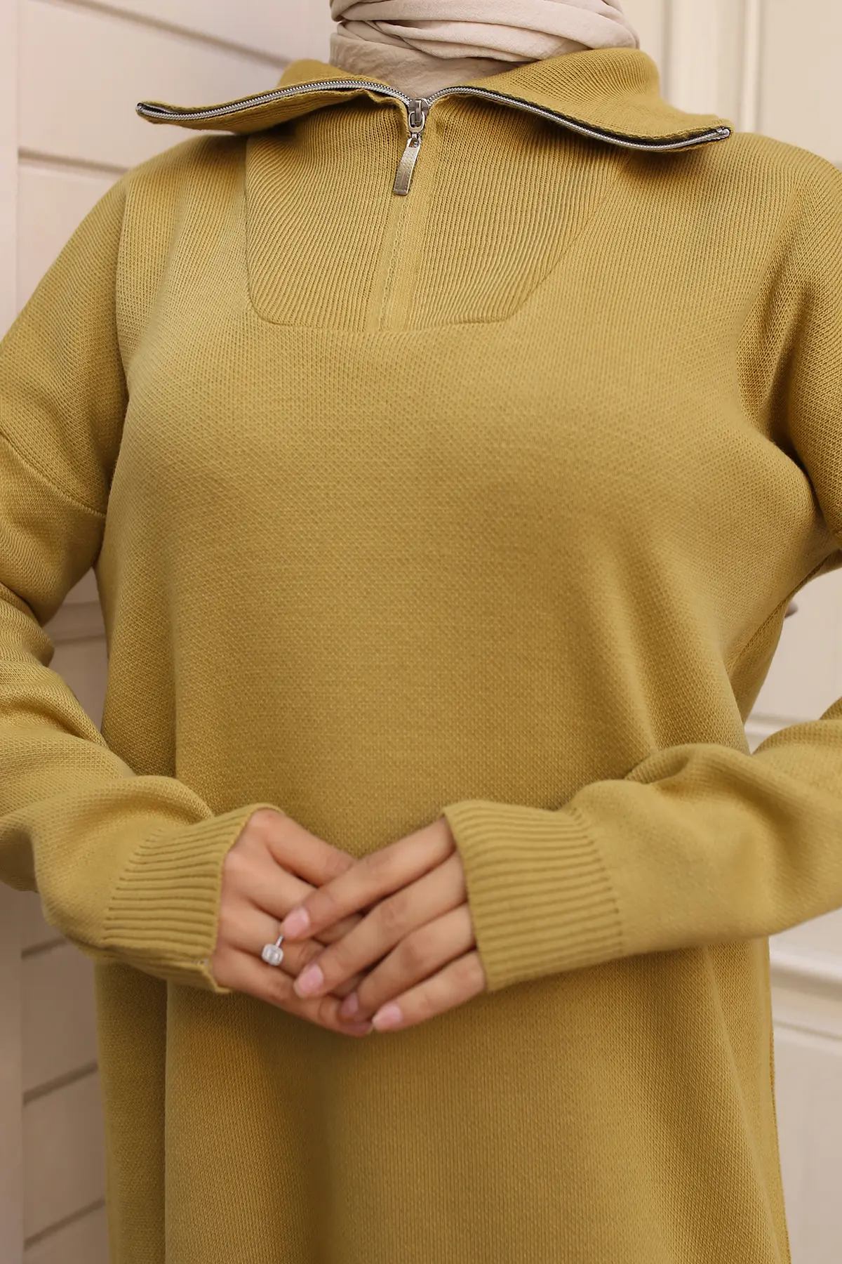 Collar Zippered Sweater Dress-detail