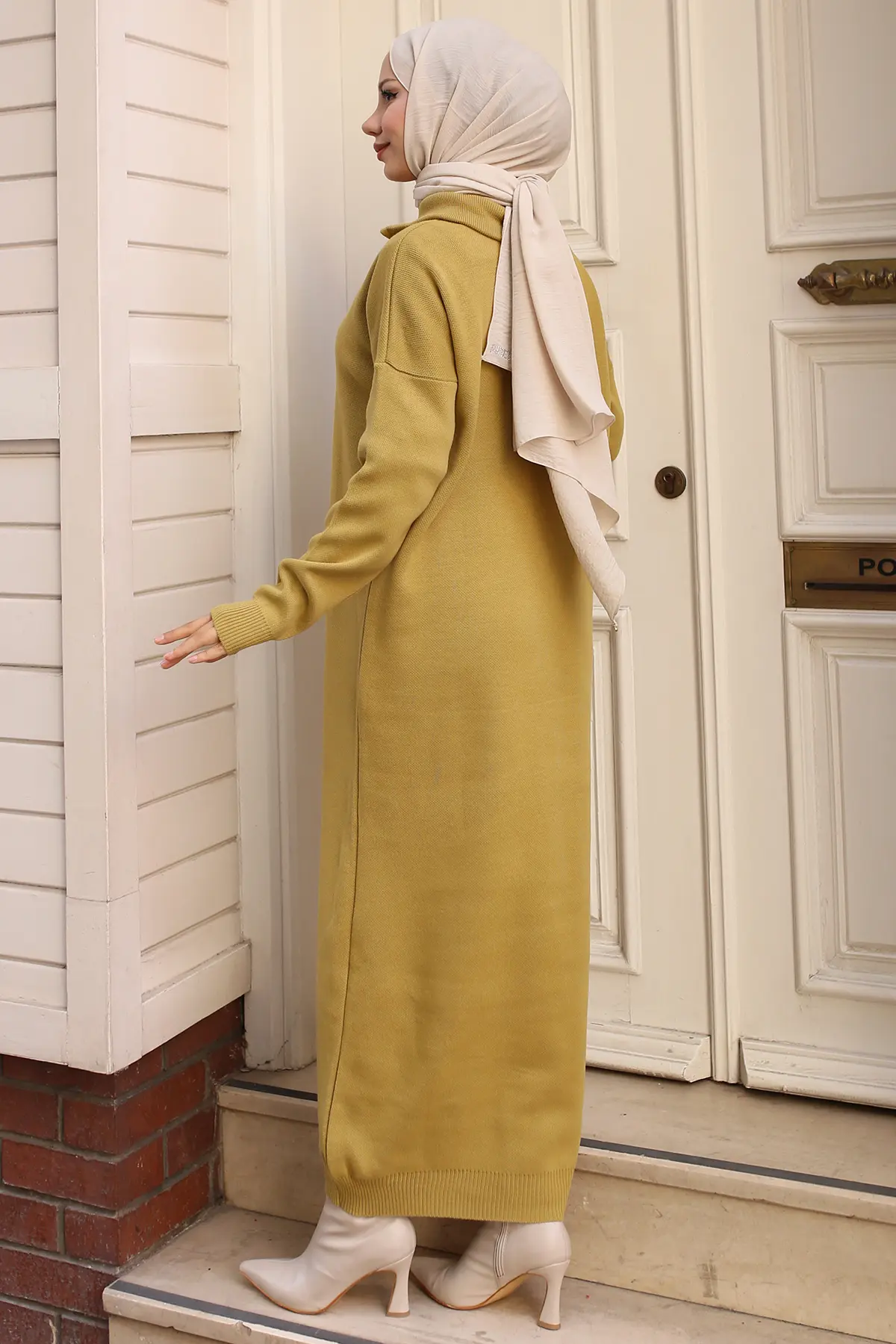 Collar Zippered Sweater Dress-detail