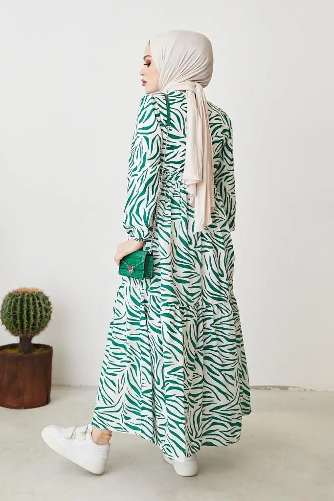 Green Pattern Design Daily Dress-detail