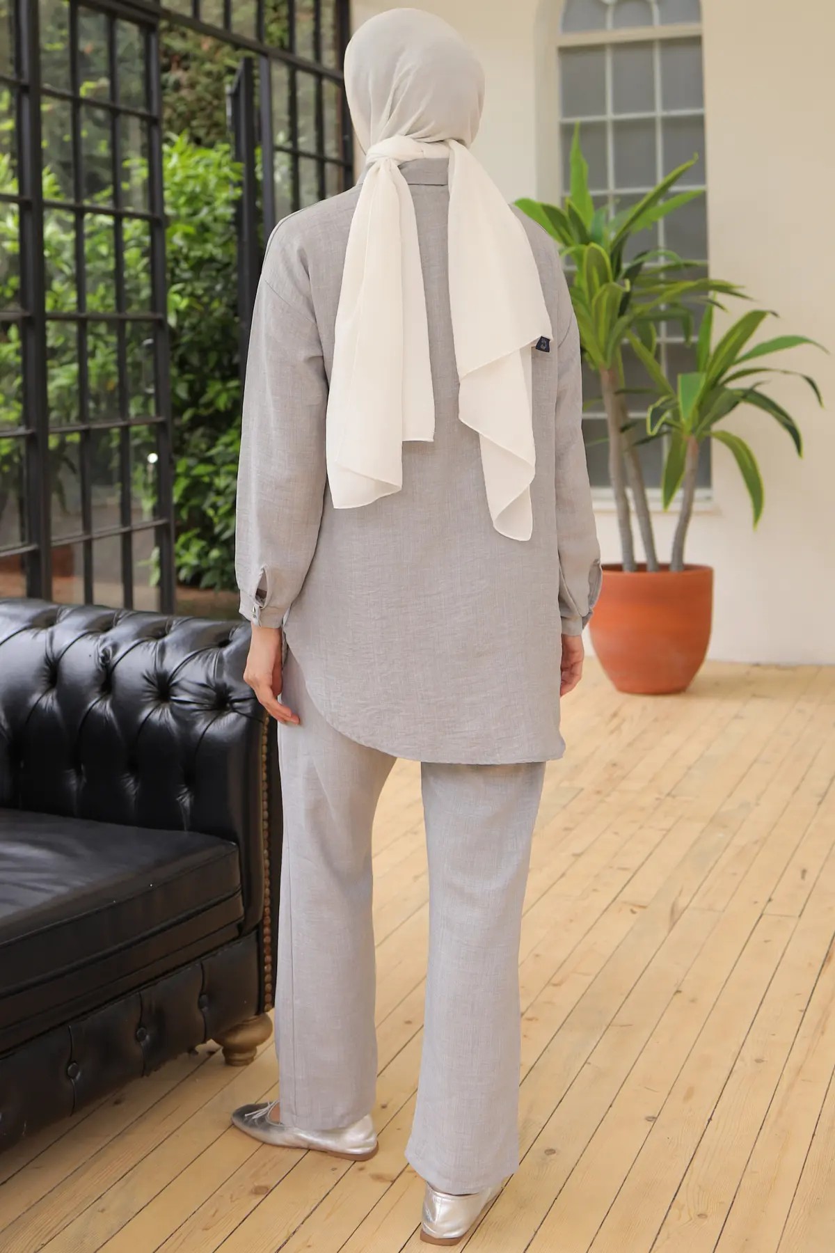 4015 Düğme Detaylı Aksesuarlı İkili Takım Gri-detail