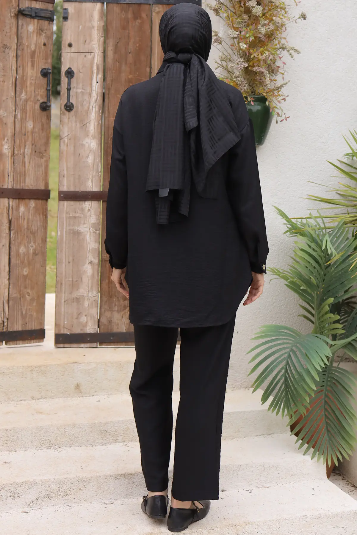 4015 Düğme Detaylı Aksesuarlı İkili Takım Siyah-detail