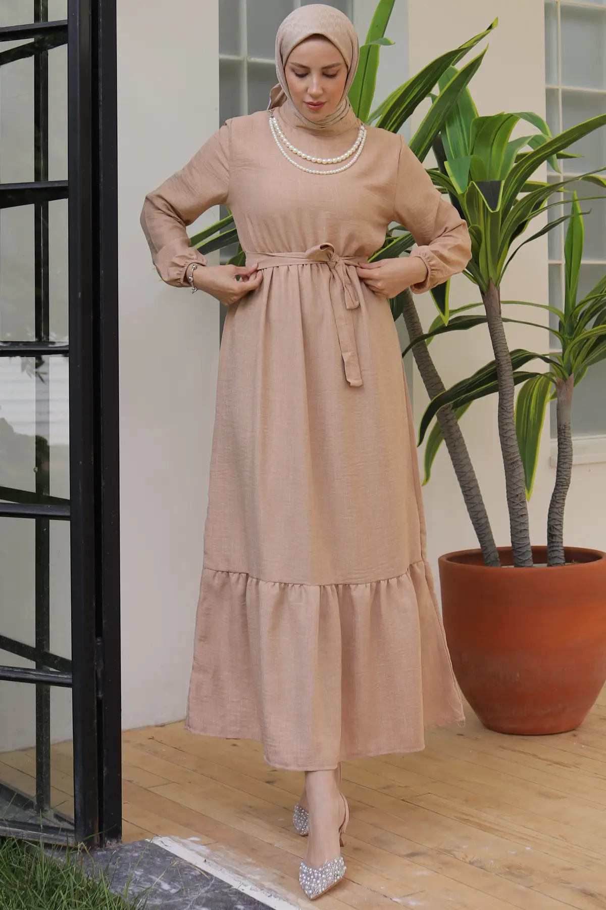 4034 İnci Kolyeli Keten Elbise Bej-detail