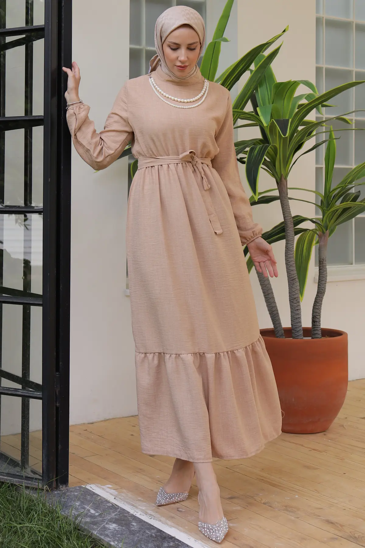 4034 İnci Kolyeli Keten Elbise Bej-detail