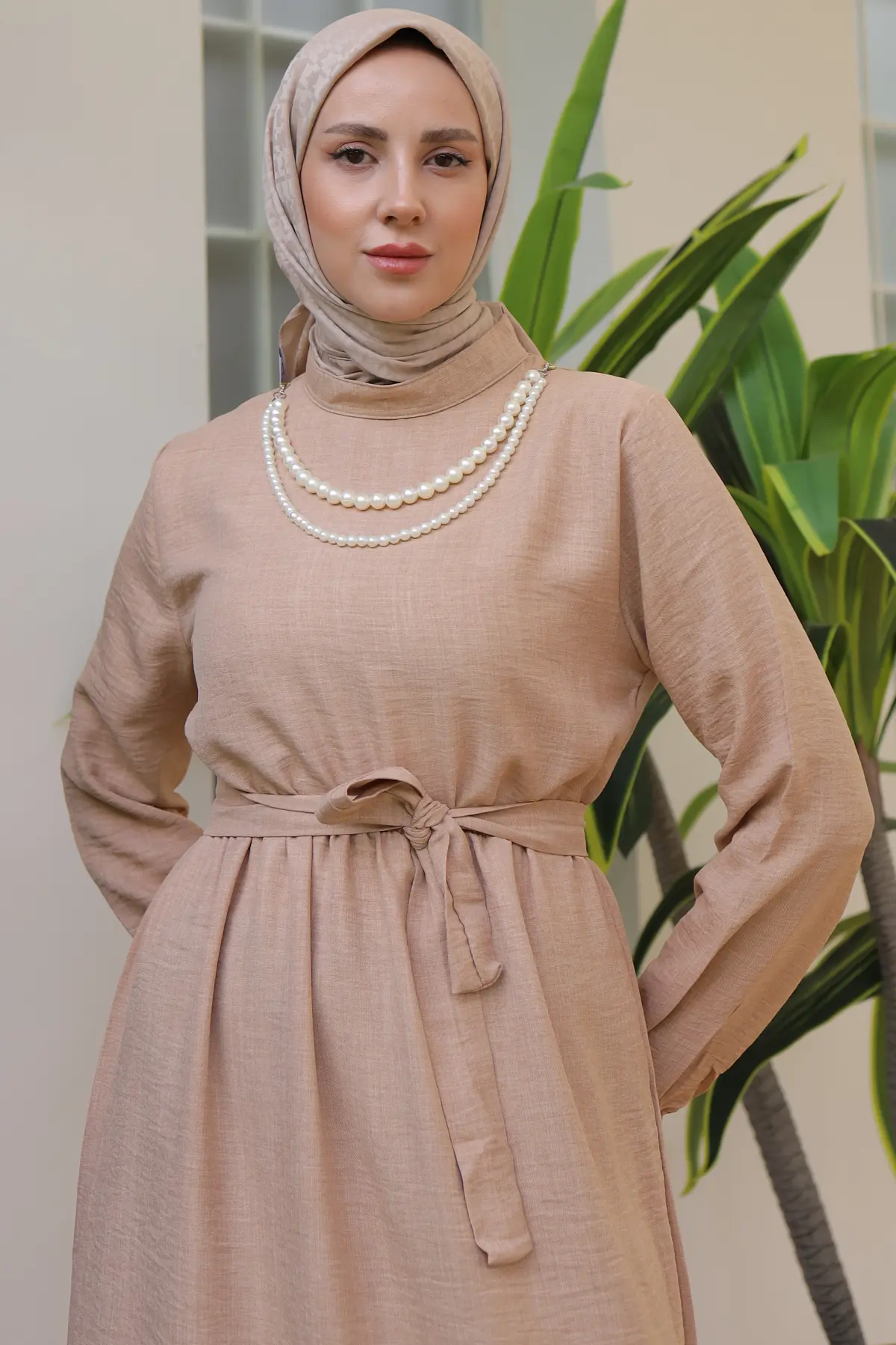 4034 İnci Kolyeli Keten Elbise Bej-detail