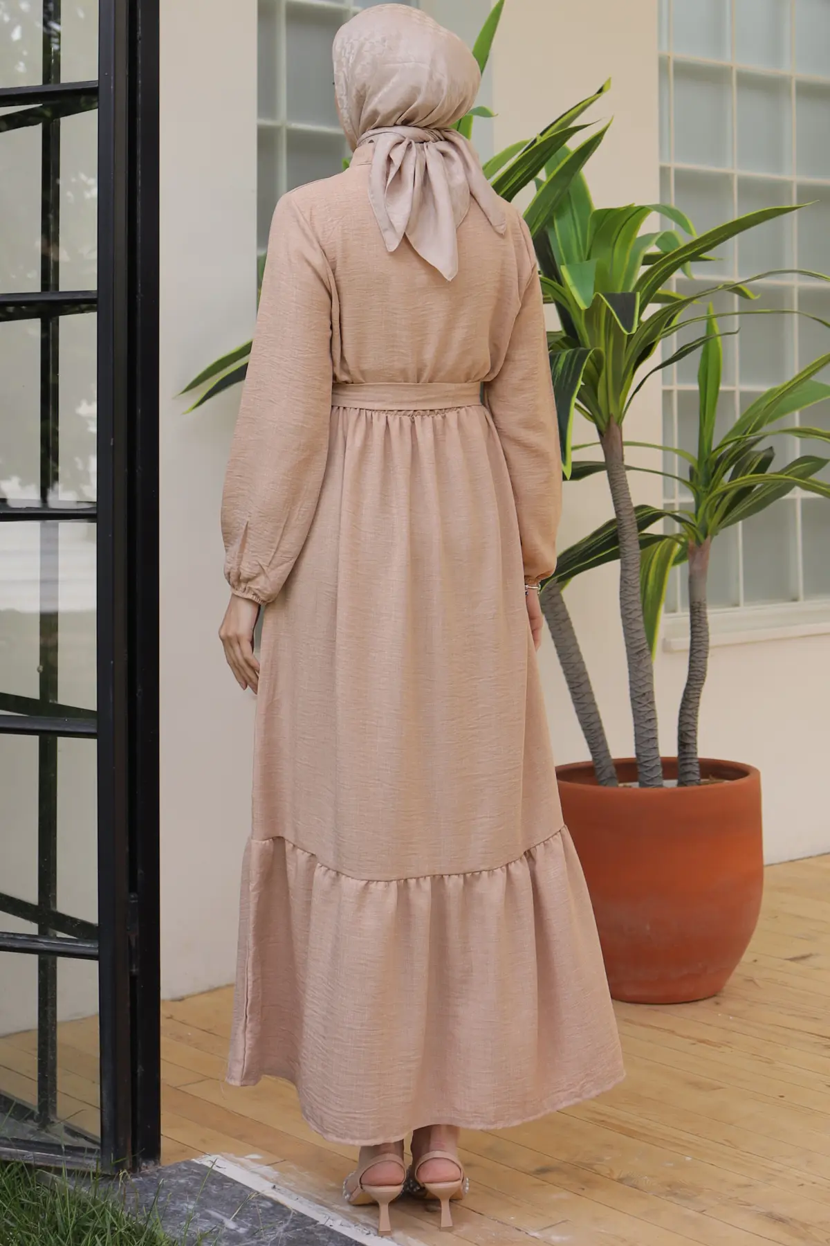 4034 İnci Kolyeli Keten Elbise Bej-detail