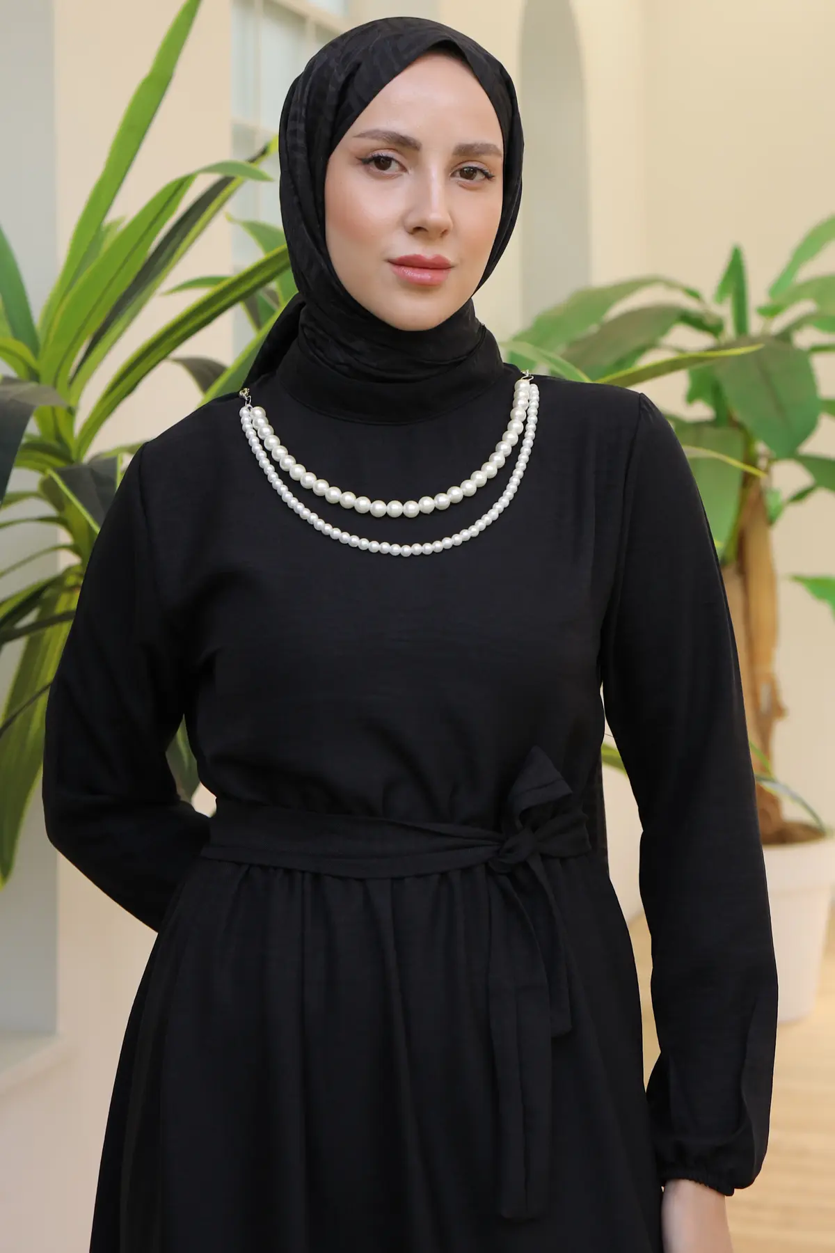 4034 İnci Kolyeli Keten Elbise Siyah-detail