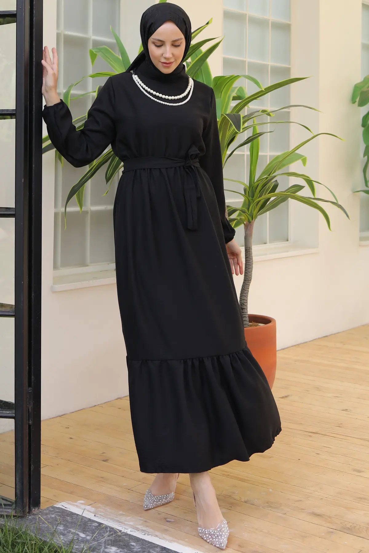 4034 İnci Kolyeli Keten Elbise Siyah-detail