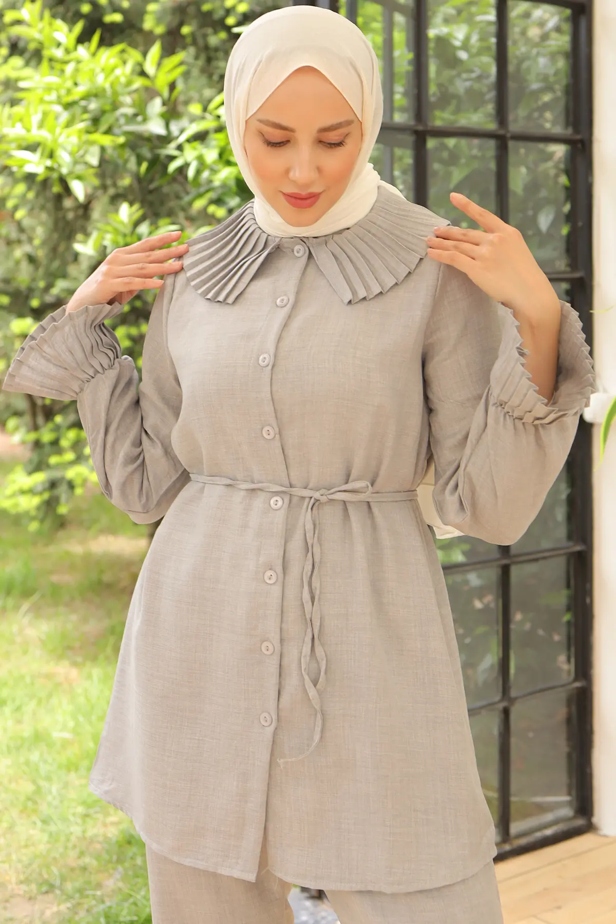 4044 Yakası Ve Kolları Pliseli Keten Takım Gri-detail