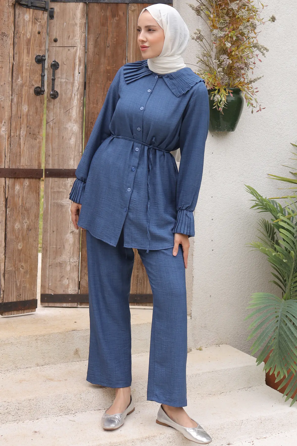 4044 Yakası Ve Kolları Pliseli Keten Takım İndigo-detail