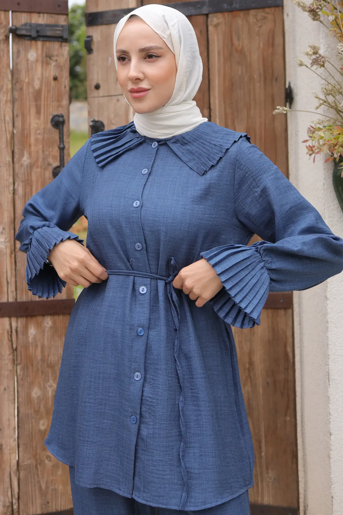 4044 Yakası Ve Kolları Pliseli Keten Takım İndigo-detail