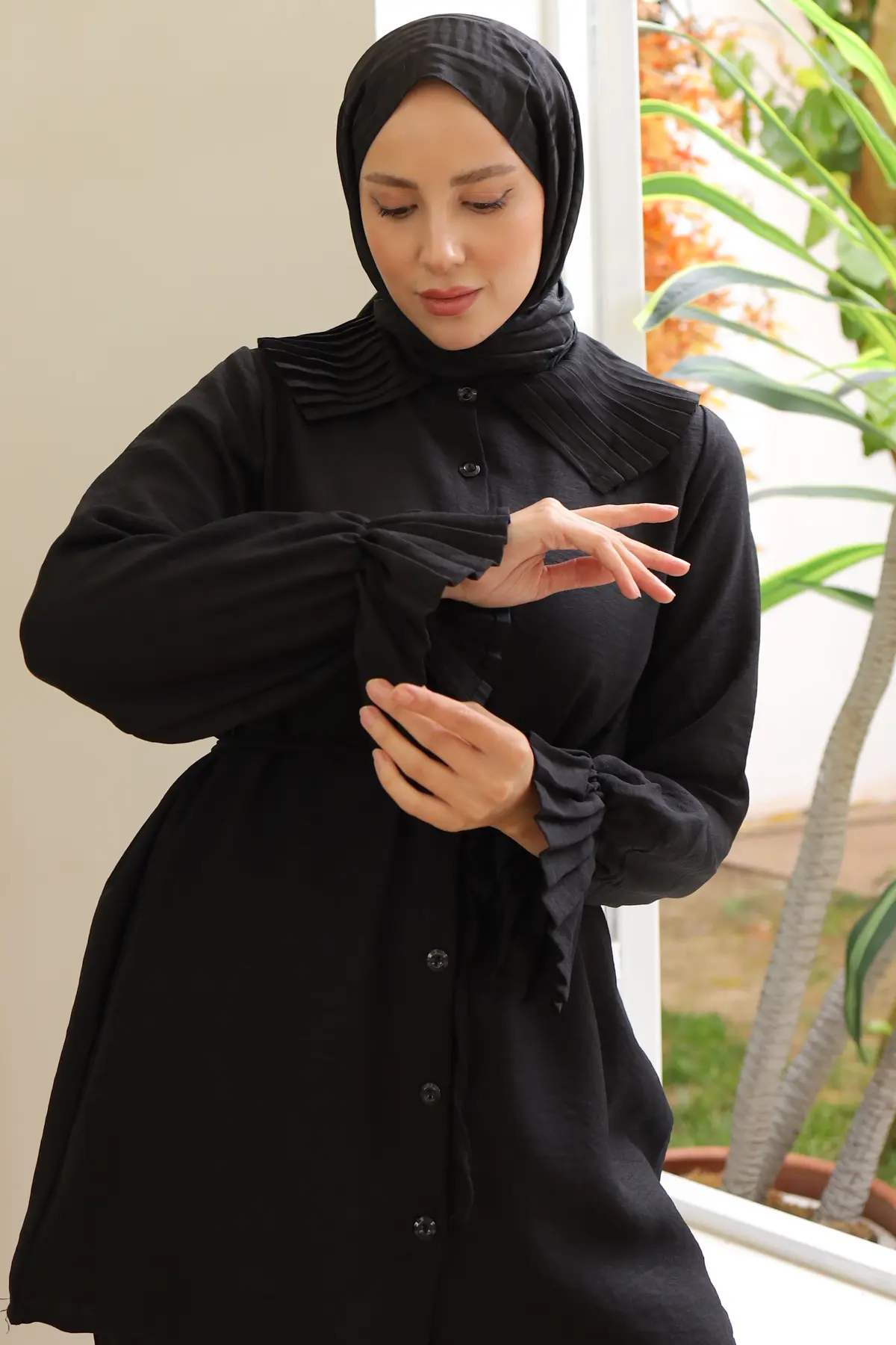 4044 Yakası Ve Kolları Pliseli Keten Takım Siyah-detail