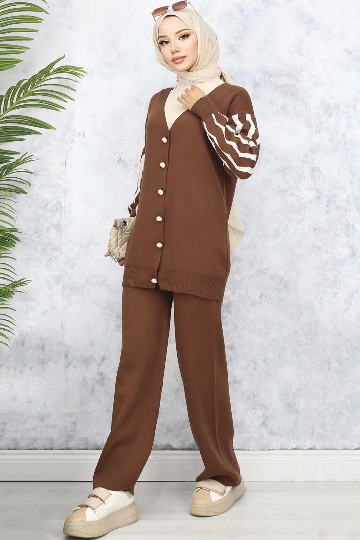 Knitwear Set With Patterned Sleeves-detail