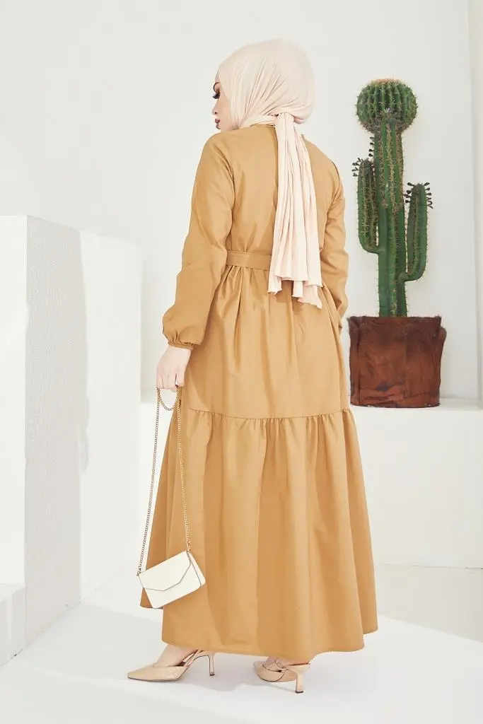 411 Sıfır Yaka Beli Kuşaklı Tesettür Elbise Bej-detail
