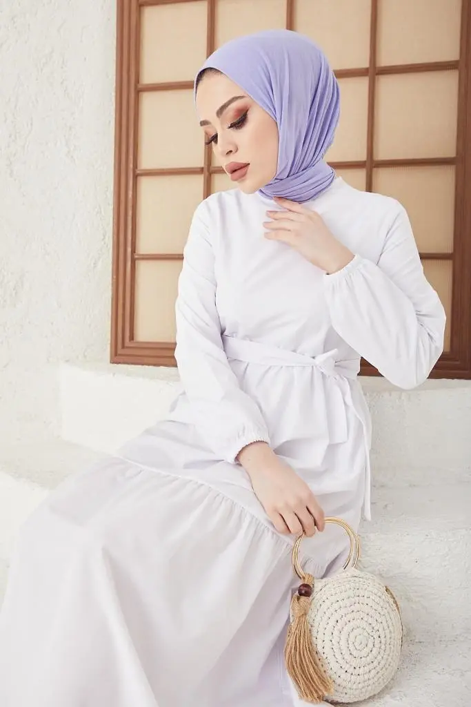 411 Sıfır Yaka Beli Kuşaklı Tesettür Elbise Beyaz-detail