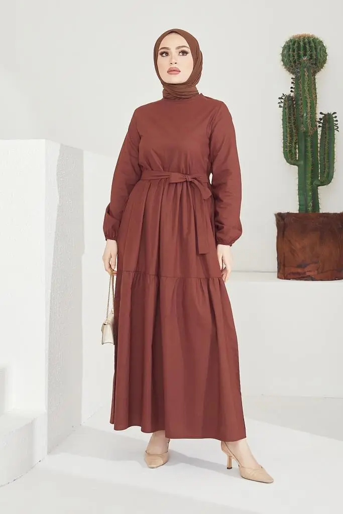 411 Sıfır Yaka Beli Kuşaklı Tesettür Elbise Kahve-detail