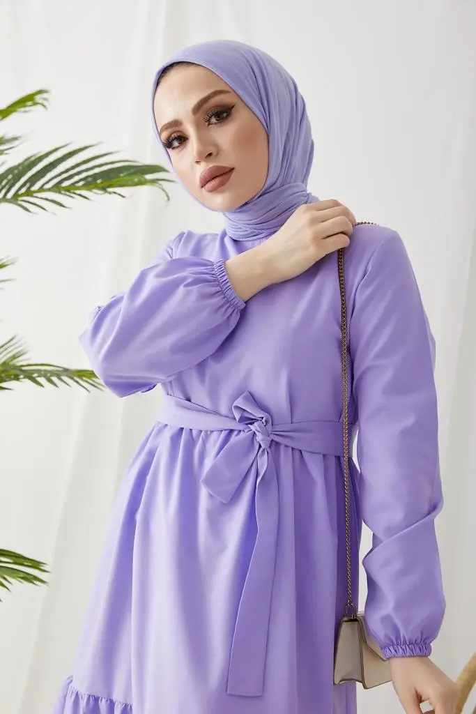 411 Sıfır Yaka Beli Kuşaklı Tesettür Elbise Lila-detail