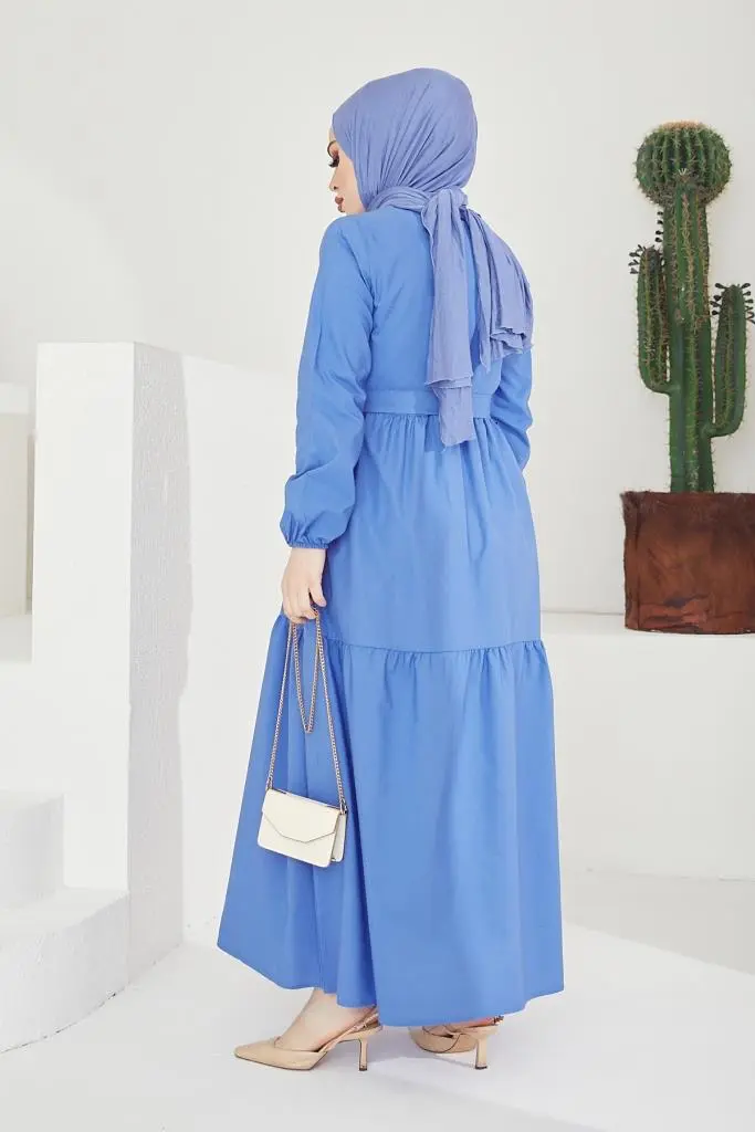 411 Sıfır Yaka Beli Kuşaklı Tesettür Elbise Mavi-detail