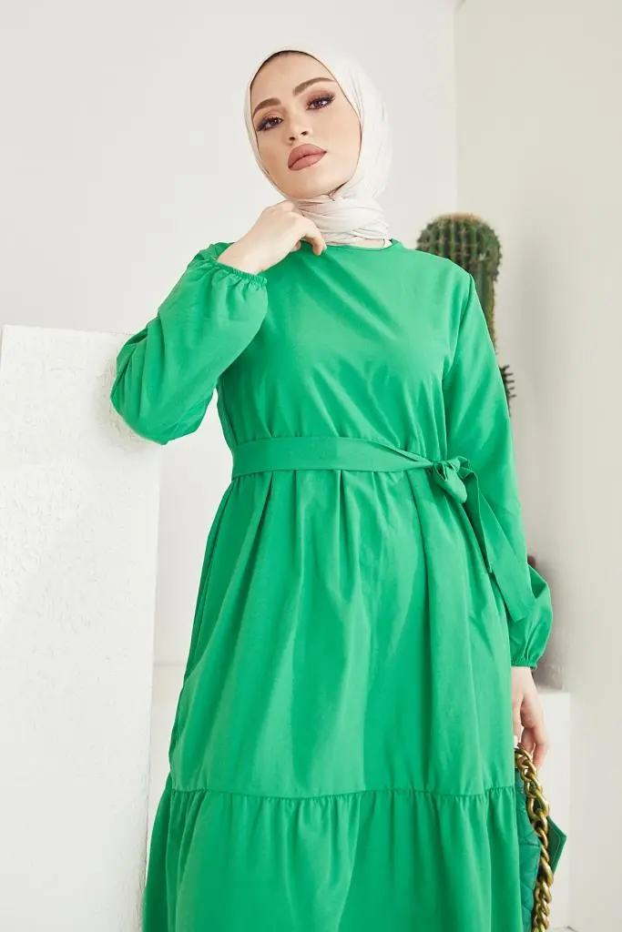 411 Sıfır Yaka Beli Kuşaklı Tesettür Elbise Yeşil-detail
