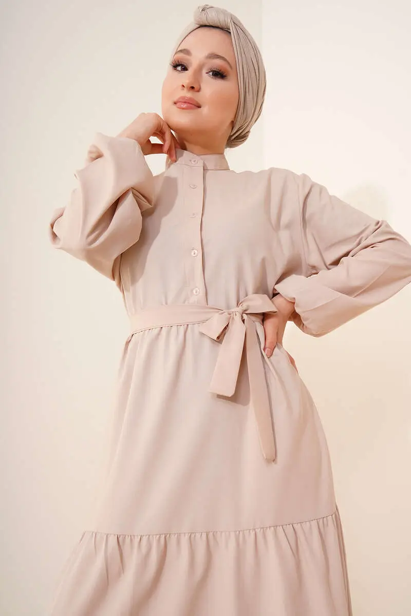 428 Hakim Yaka Düğmeli Tesettür Elbise Bej-detail