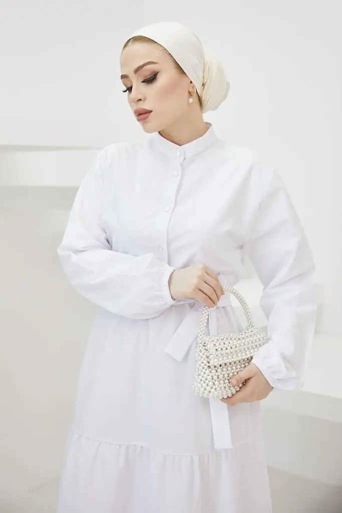 428 Hakim Yaka Düğmeli Tesettür Elbise Beyaz-detail