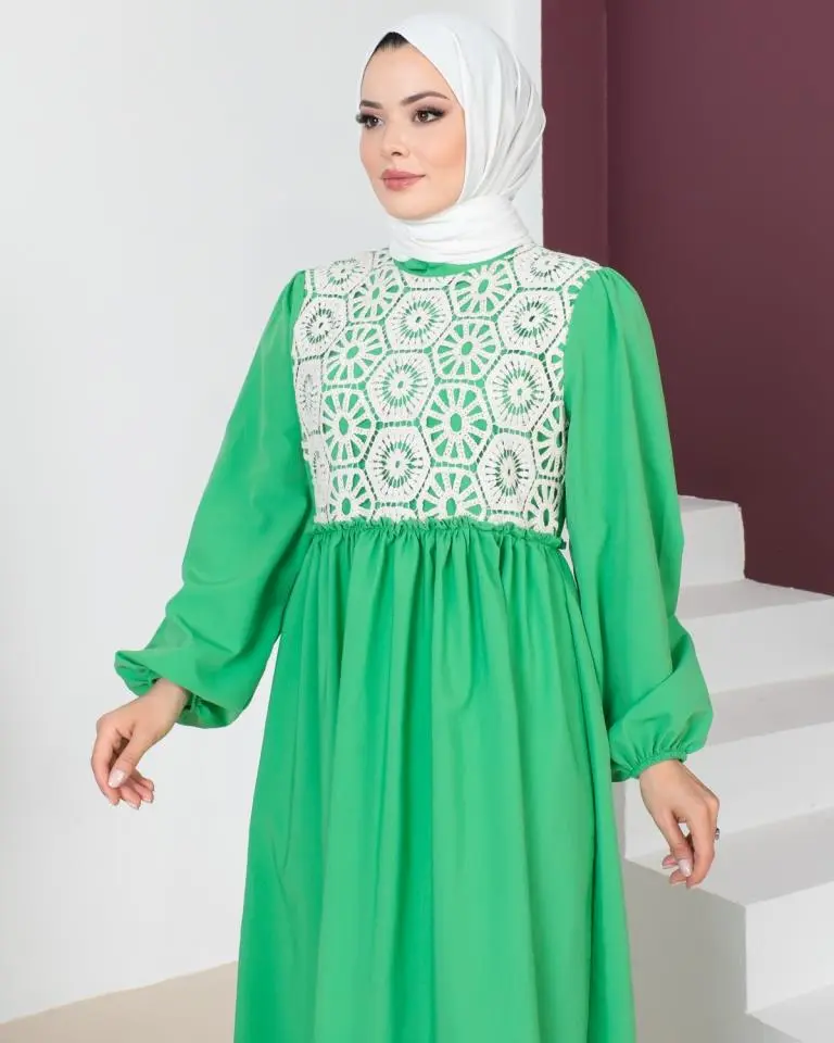 449 Dantel Detaylı Tesettür Elbise Yeşil-detail