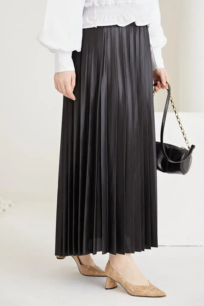 4538 Beli Lastikli Pileli Tesettür Etek Siyah-detail