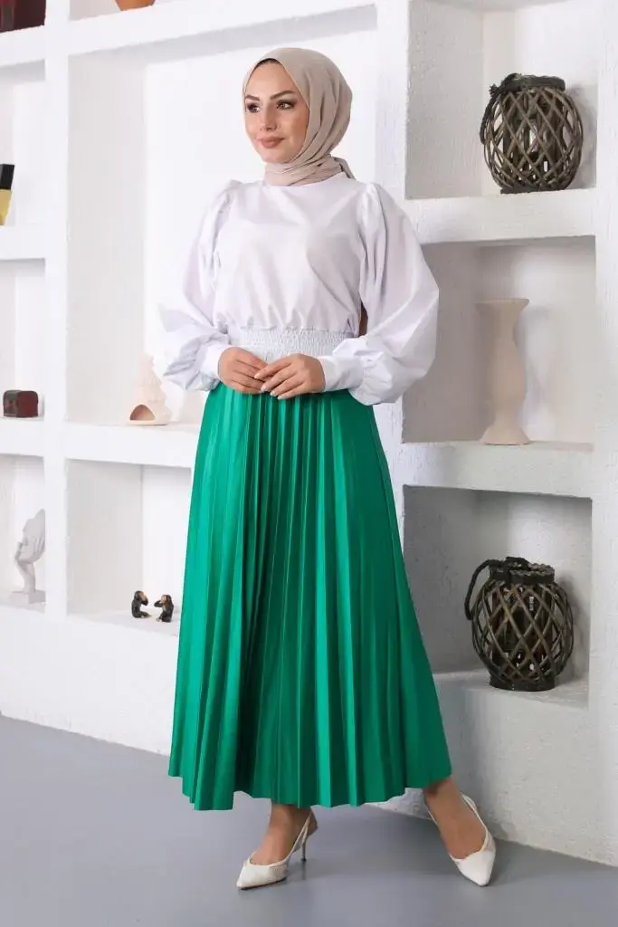 Pleated Skirt