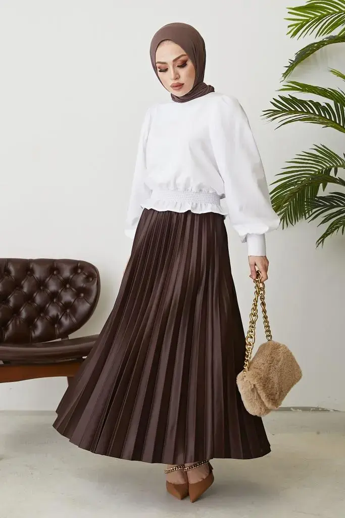 Pleated Skirt With Elastic Waist