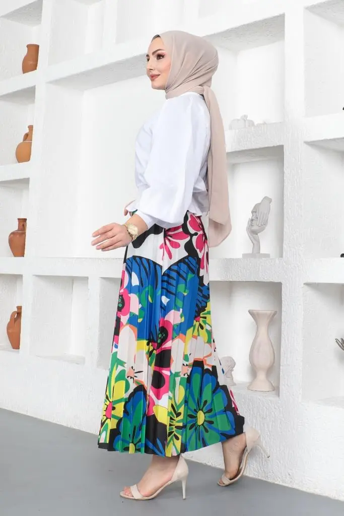 Fuchsia Hijab Pleated Skirt-detail