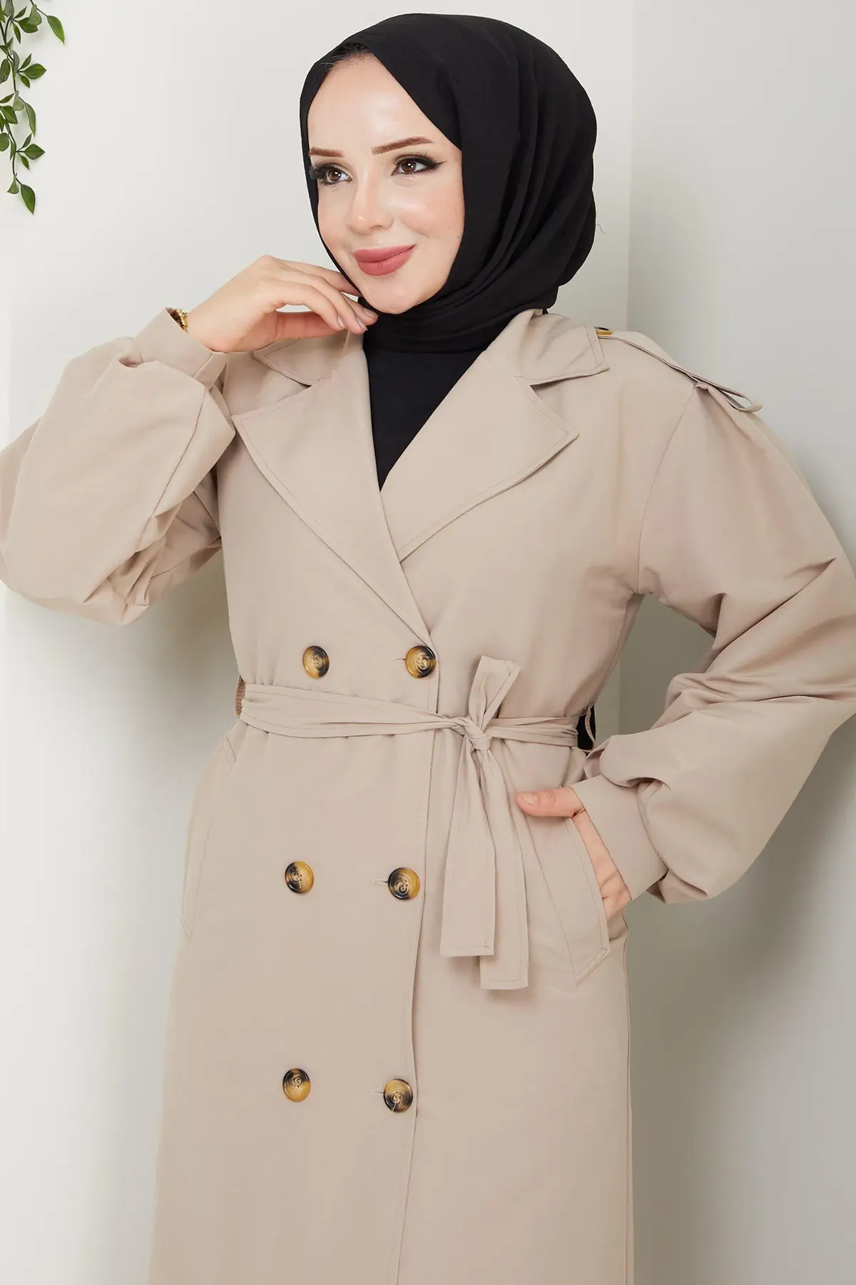 Belted Trench Coat-detail