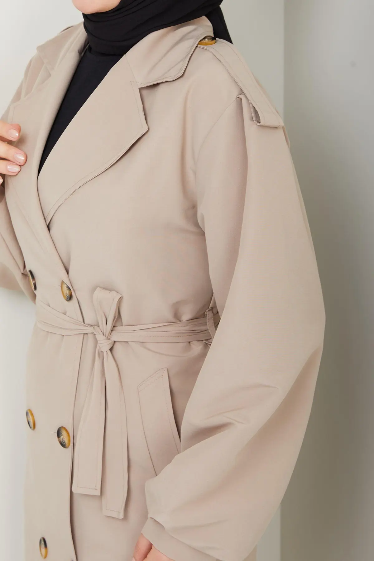 Belted Trench Coat-detail