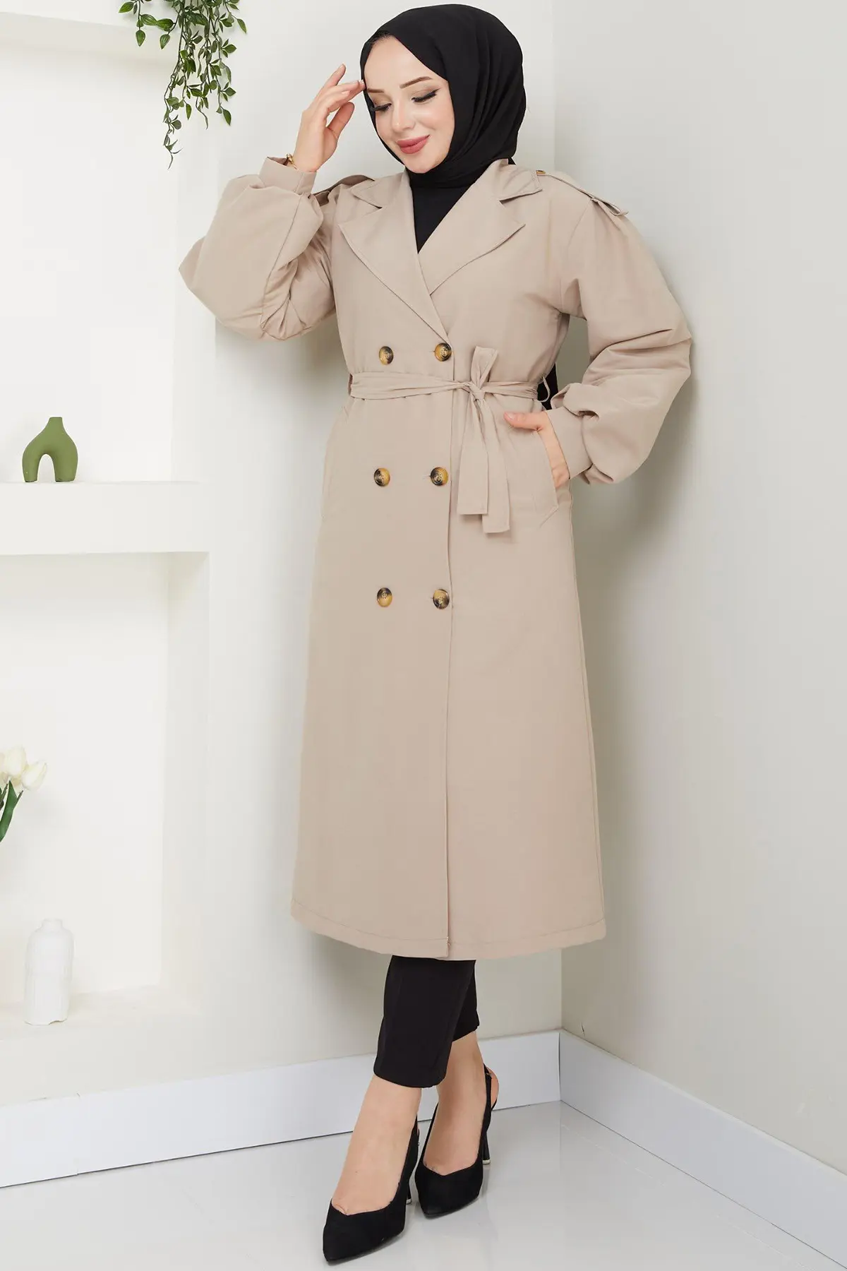 Belted Trench Coat-detail