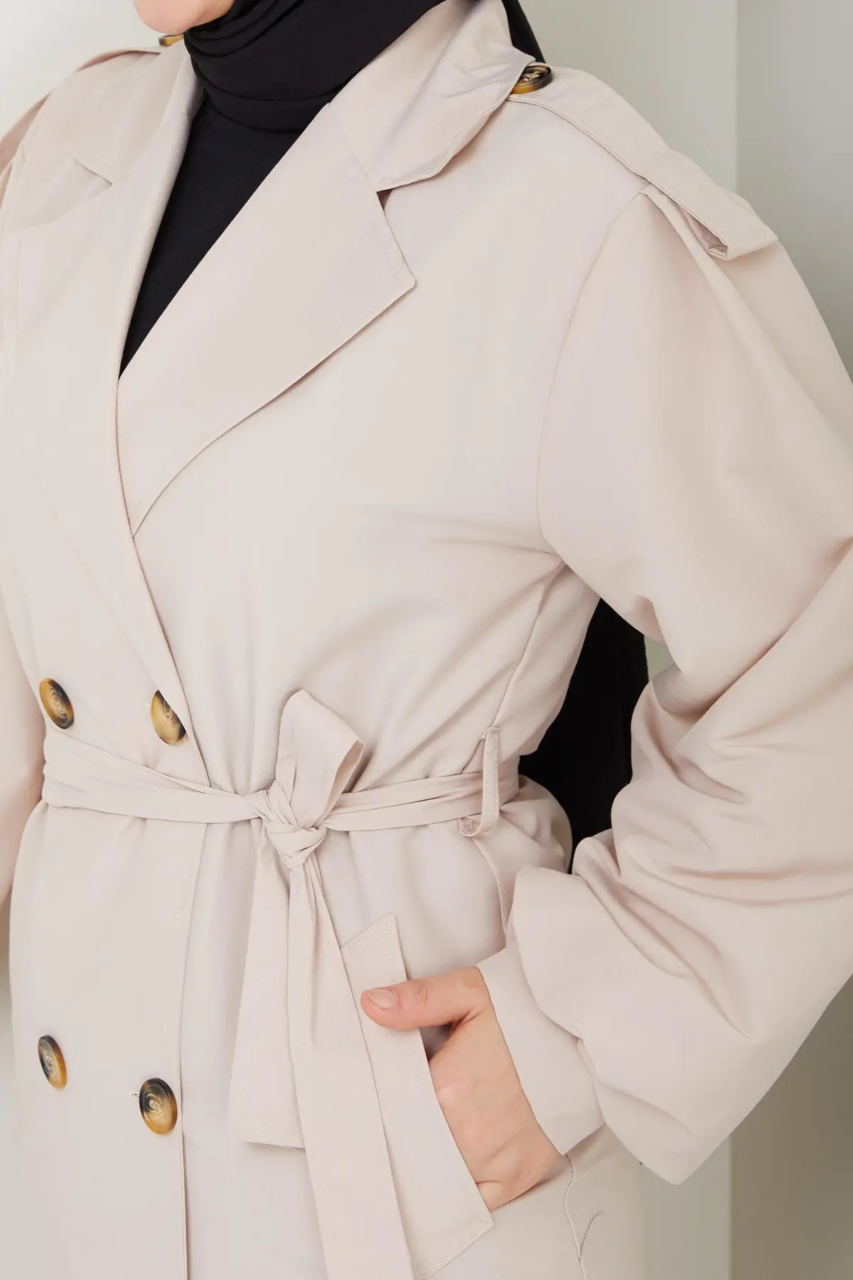 Belted Trench Coat-detail