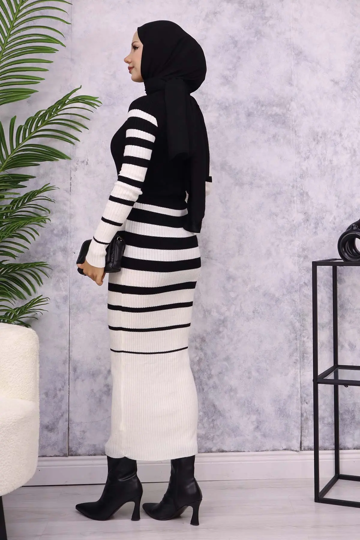 6041 Balıkçı Yaka Triko Elbise Siyah-detail