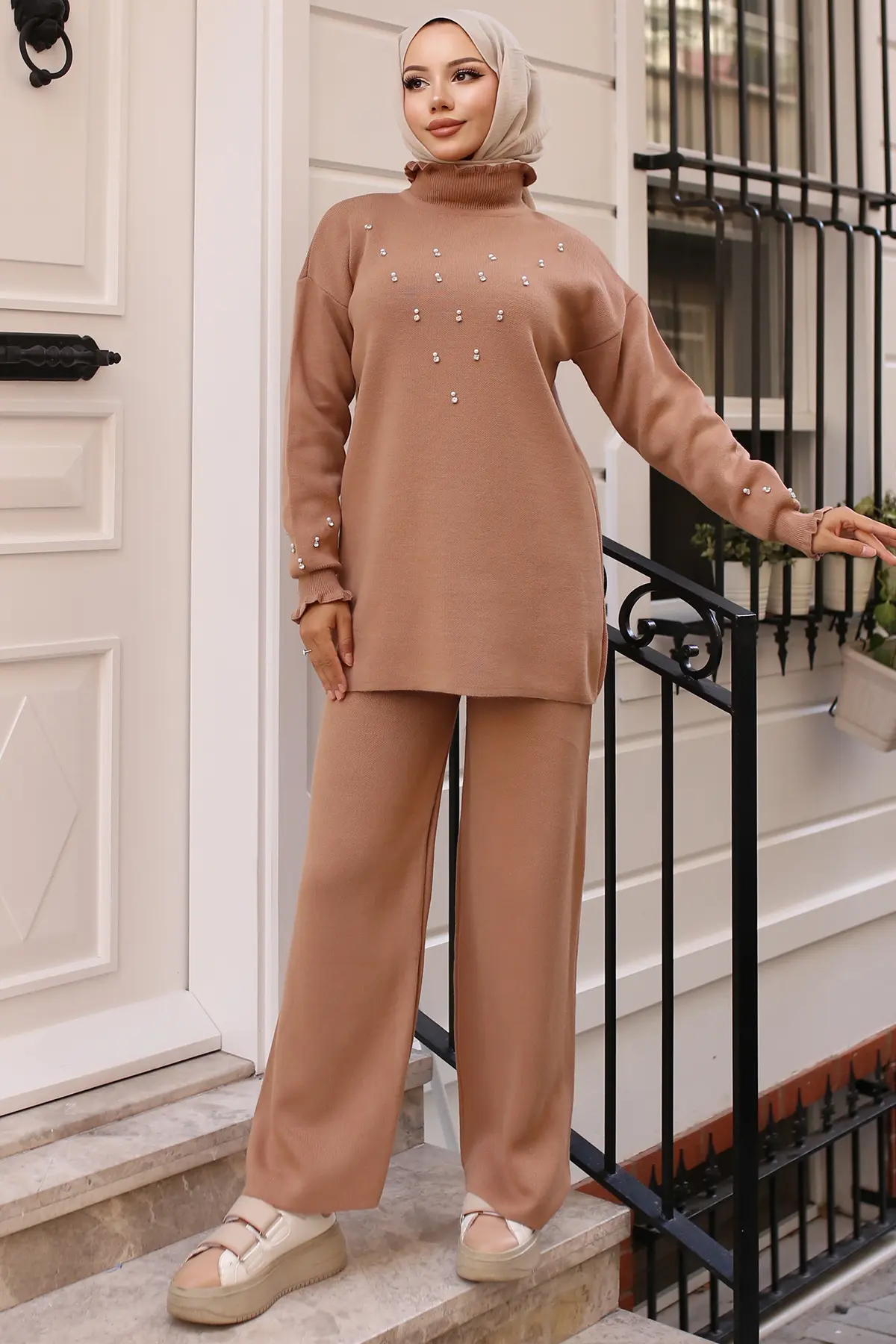 6077 Taş Detaylı Triko Takım Vizon-detail