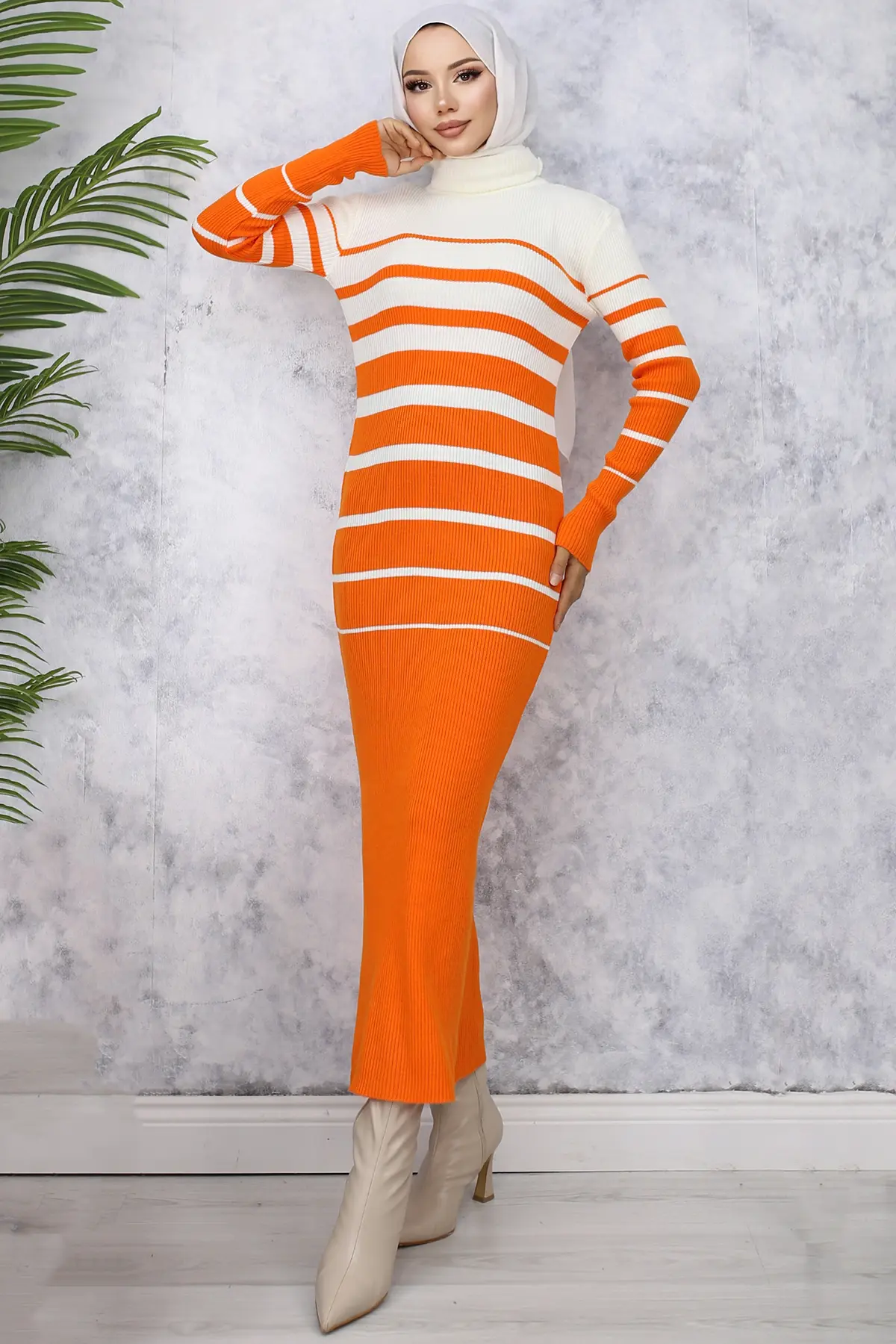 Turtleneck Knitwear Dress-detail