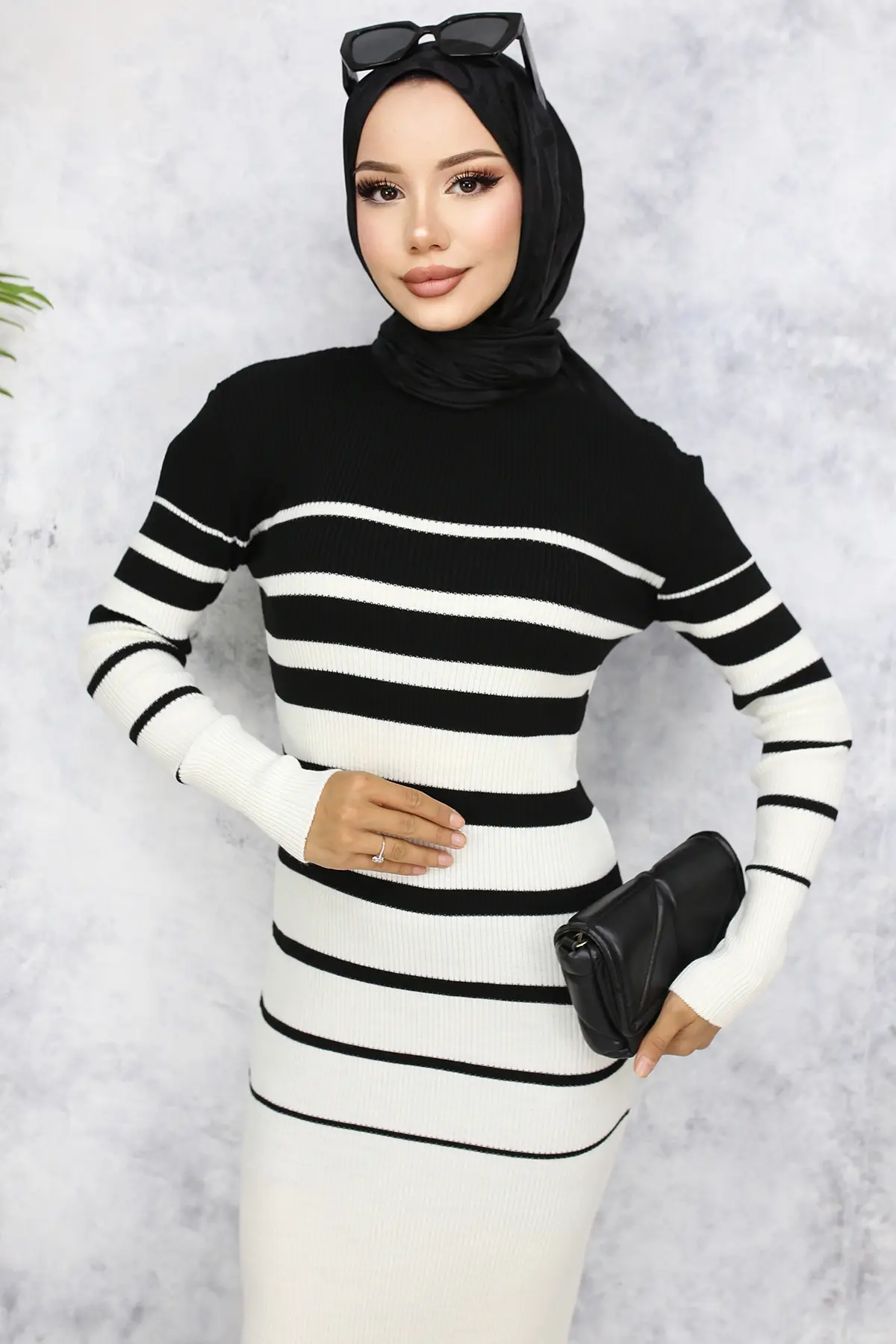 6107 Balıkçı Yaka Triko Elbise Siyah-detail