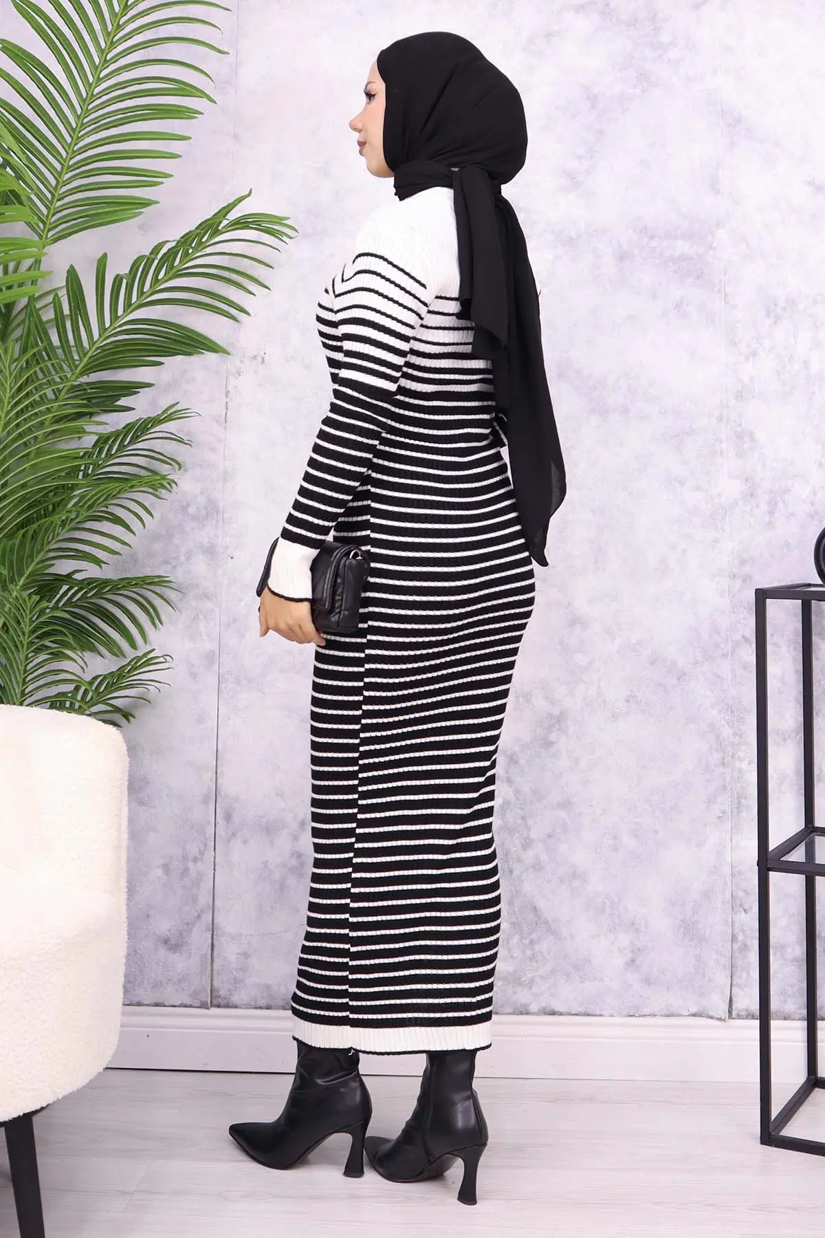 6143 Balıkçı Yaka Çizgili Triko Elbise Ekru-detail