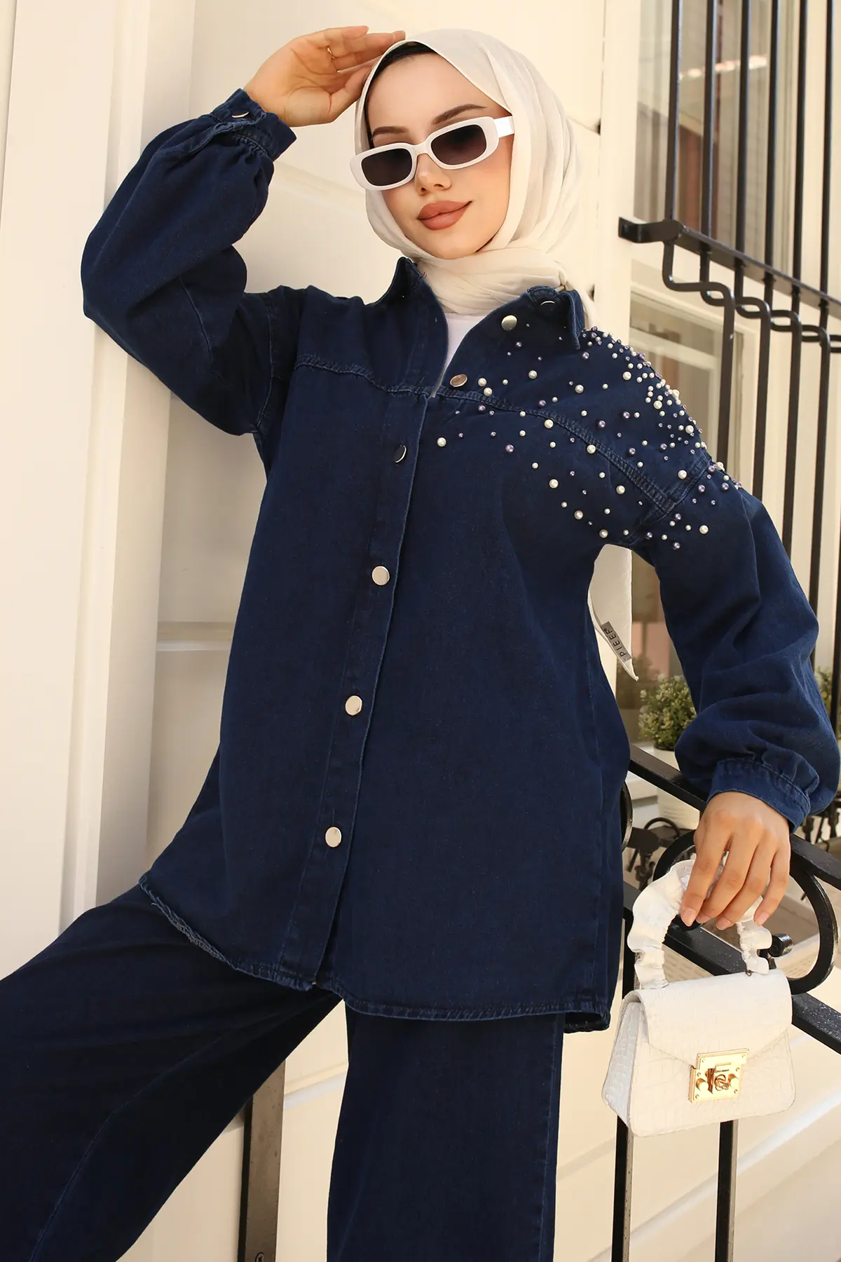 Pearl Detailed Denim Suit-detail