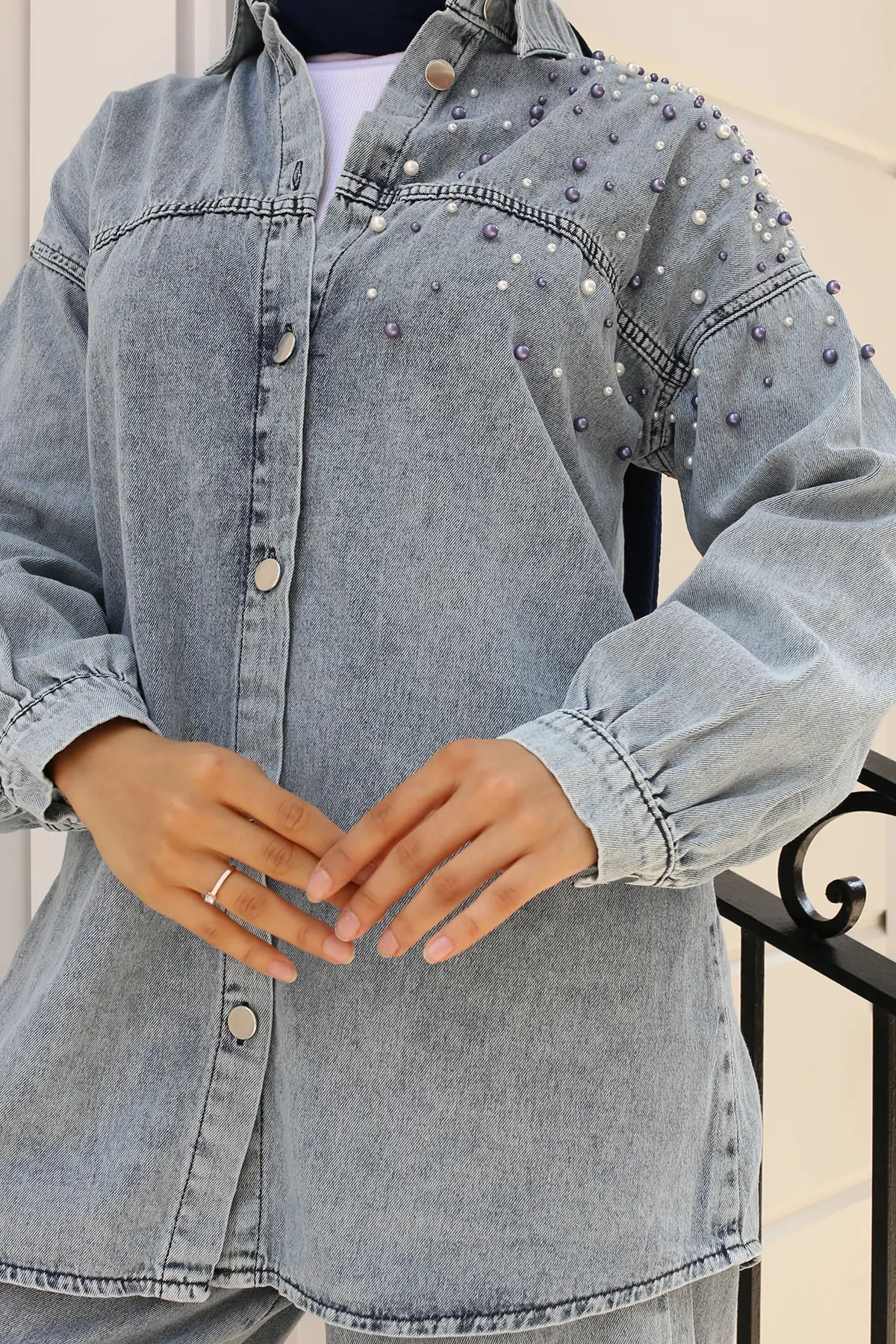 Pearl Detailed Denim Suit-detail