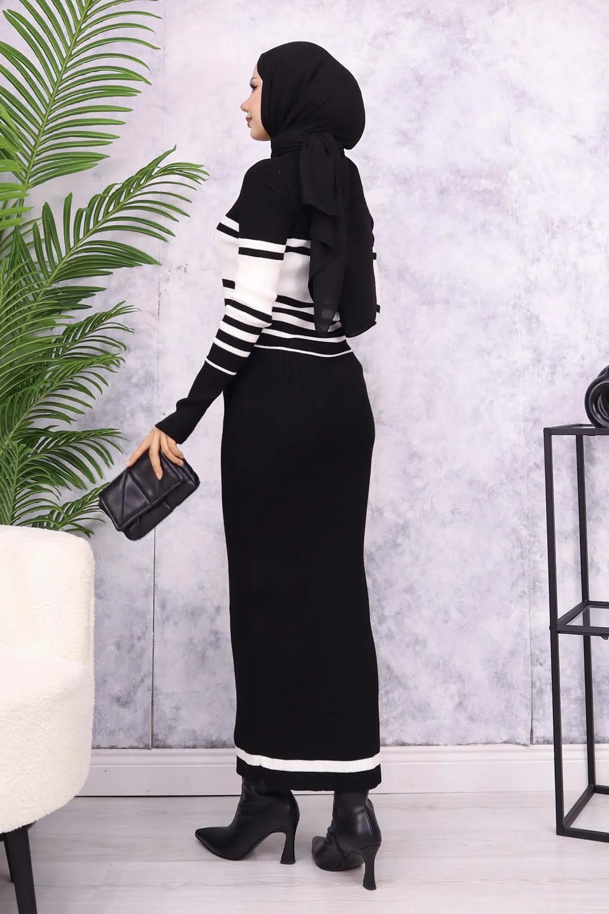 6146 Balıkçı Yaka Triko Elbise Siyah-detail