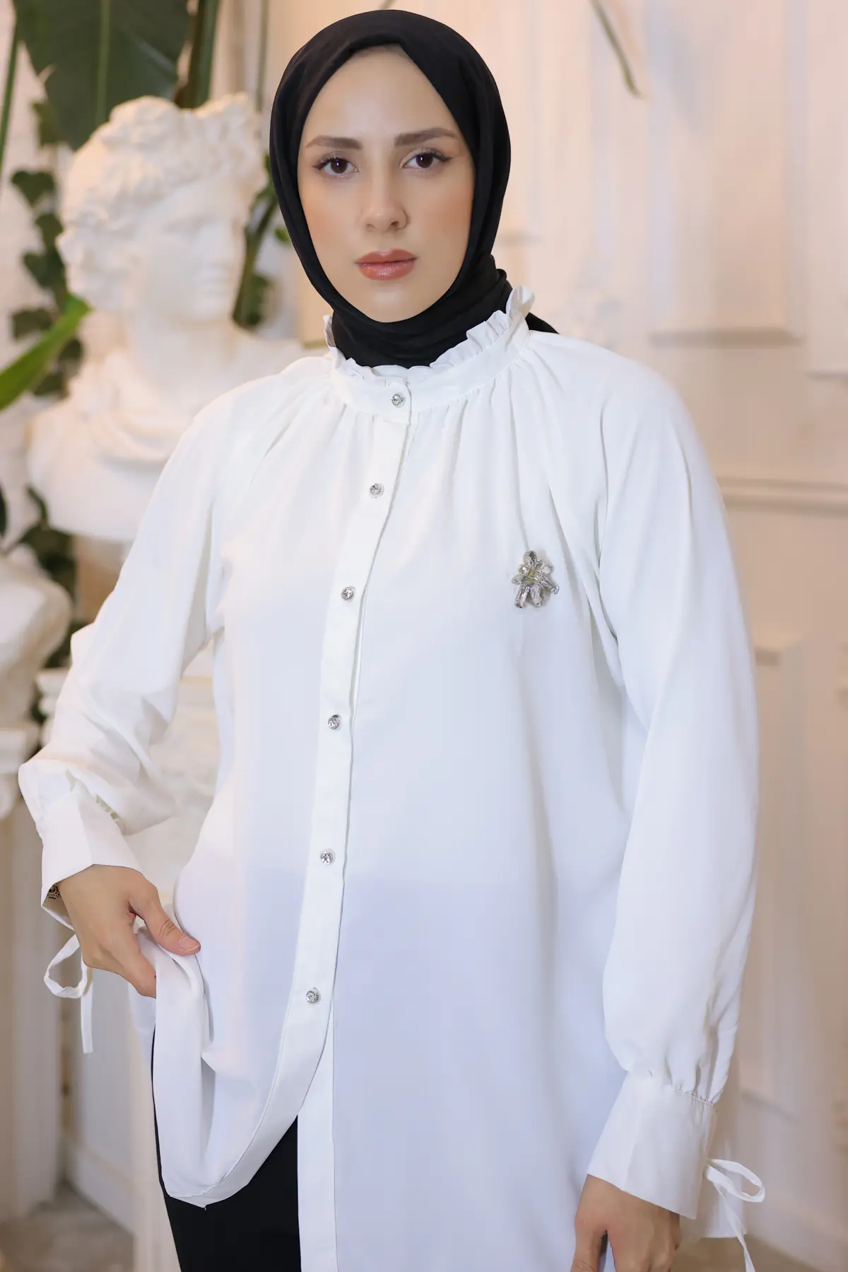 61639 Broşlu Gömlek Ekru-detail