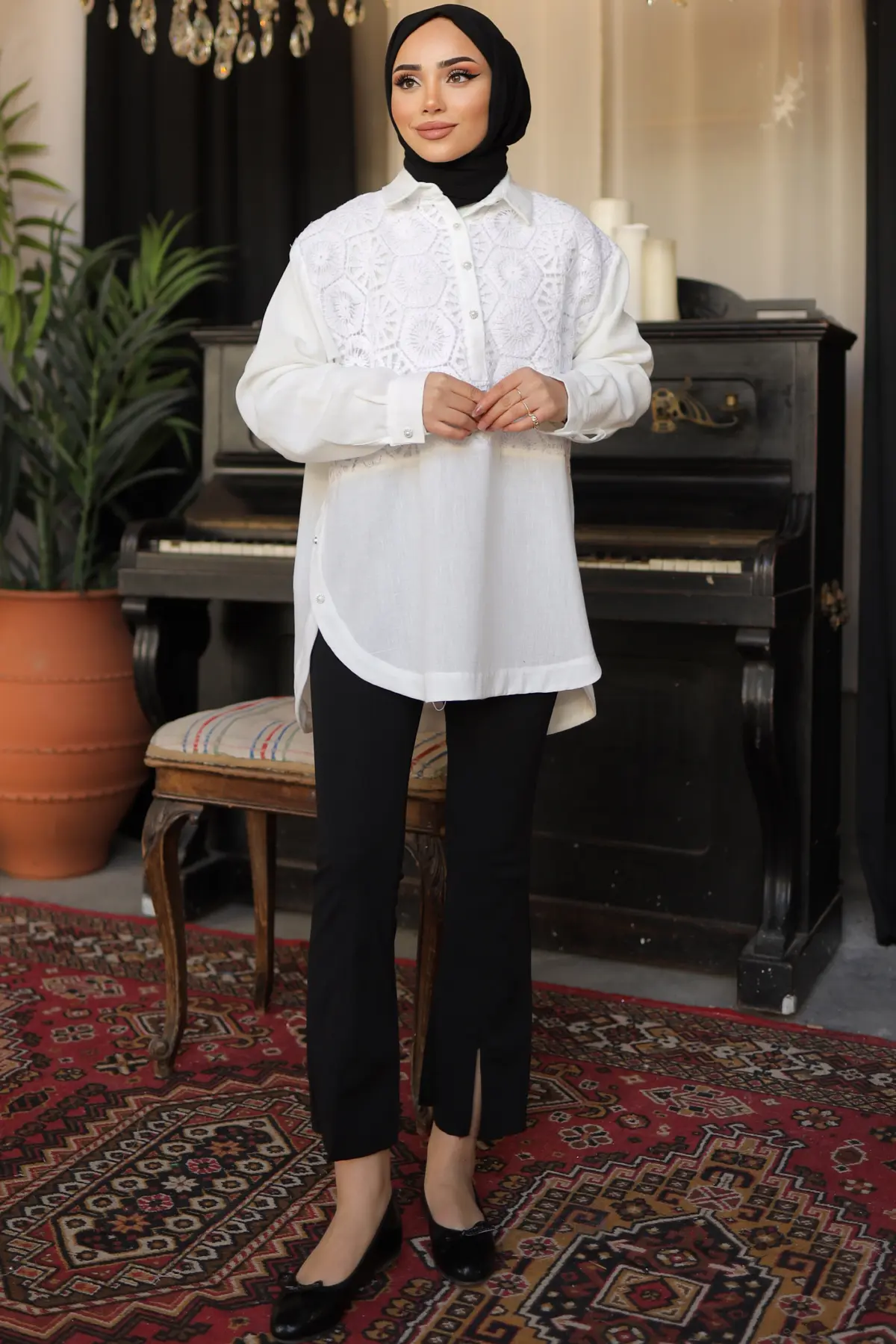 61640 Desenli İnci Düğmeli Gömlek Beyaz-detail