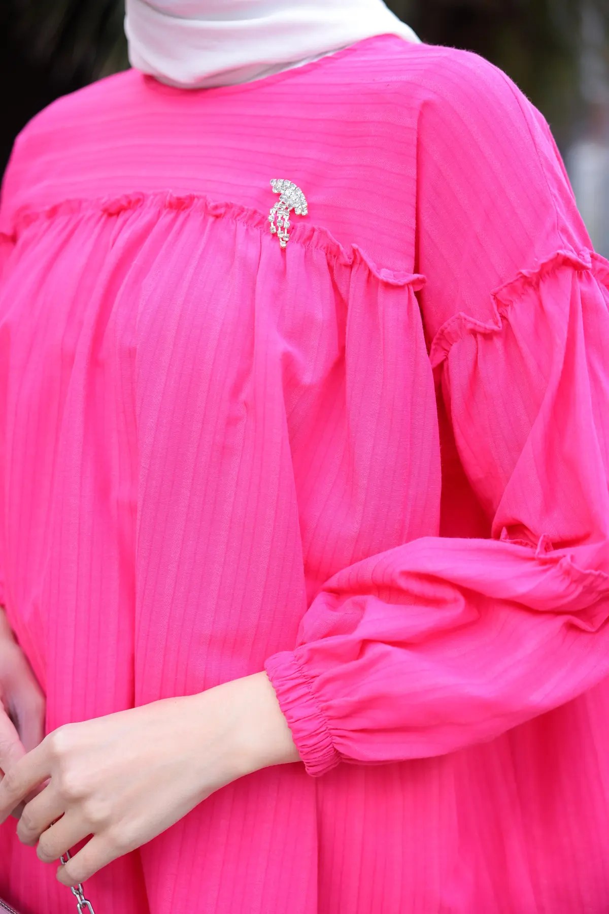 61647 Broş Detaylı Fırfırlı Gömlek Fuşya-detail