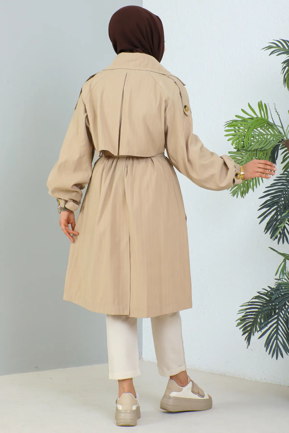 New Trench Coat-detail
