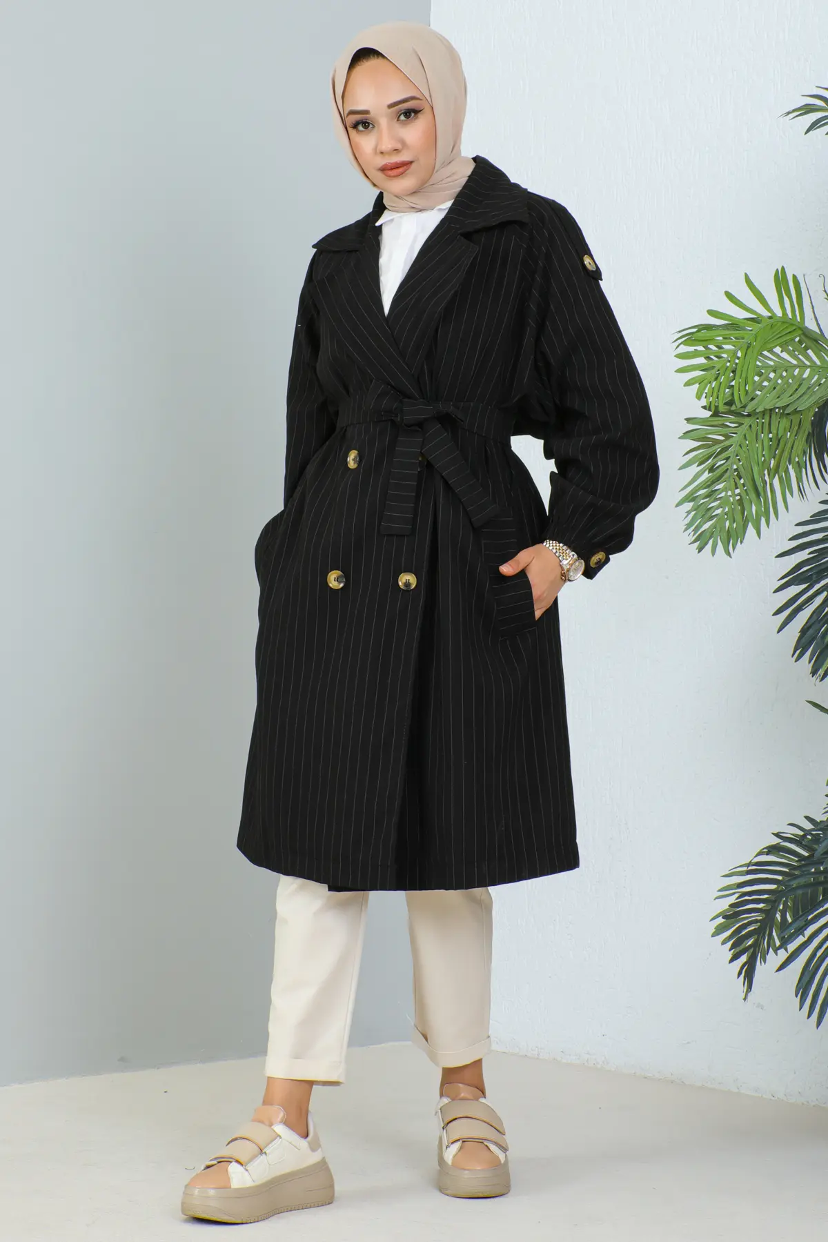 New Trench Coat-detail